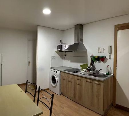 Carrer de Valldonzella, Barcelona, Catalonia 08001 - Photo 4