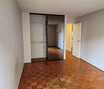 307-2024 Fullerton Ave., North Vancouver, Bc - Photo 2