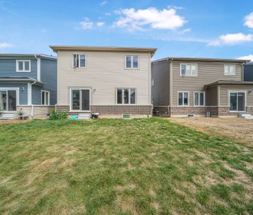 For Lease - 121 Oakmont Drive, Loyalist, Ontario - Photo 5