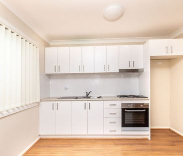 Neat & Tidy One Bedroom Granny Flat - Photo 2