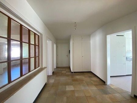 Attraktive Wohnung im Grünenquartier - Photo 2