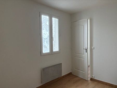 Location Appartement 3 pièces 49m² BAGNERES DE BIGORRE 65200 - Photo 2