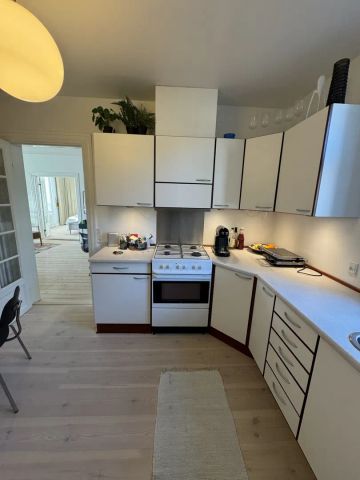 Indbydende lejlighed med lys og klassiske detaljer i Aalborg - Foto 5