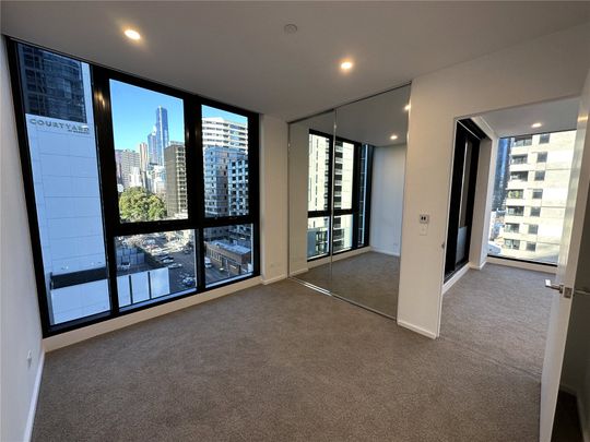 902/408 Spencer Street - Photo 1