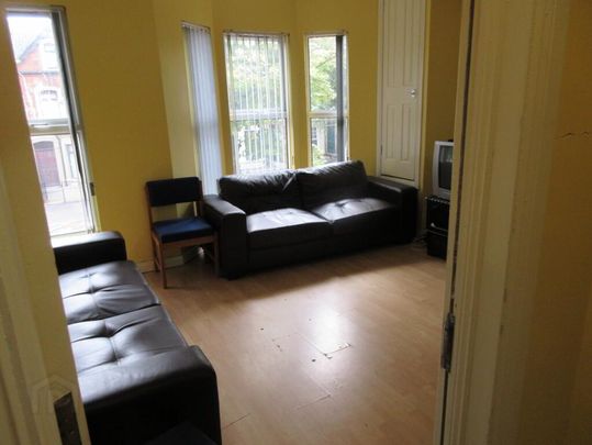 6 Bedroom Duplex Apartment, 62b University Avenue, Queens Quarter, Belfast, BT7 1GY - Photo 1