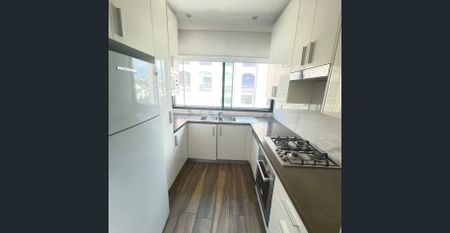 Spacious 3B2B apartment in the heart of Ultimo & Prime Location & Excellent Transport Links! - Photo 5