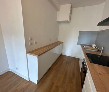 A LOUER VIDE A L'ANNEE Appartement Guerande 3 pièce(s) 68.62 m2 - Photo 6
