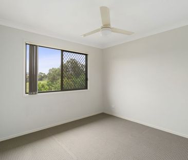 Spacious Four Bedroom Family Home - Photo 1