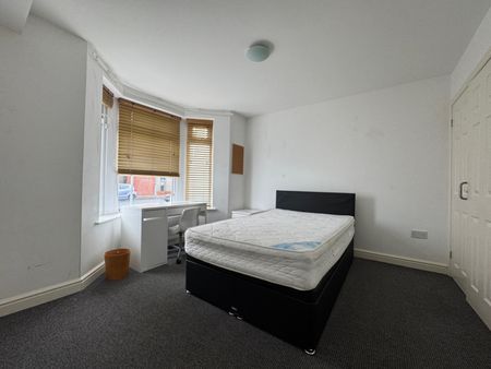 Maindy Road, Cathays - Photo 3