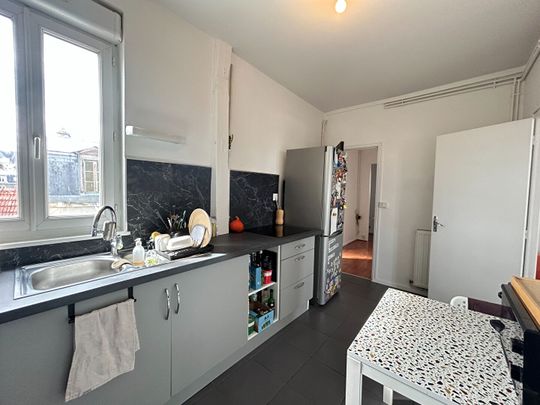 Location Appartement 5 pièces 90m² - Photo 1