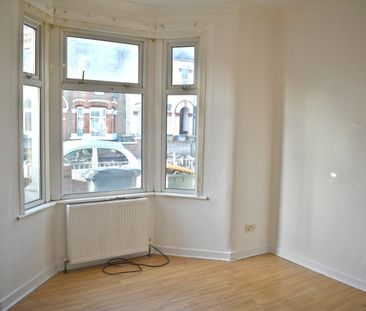 4 Bed Terraced House, Sixth Ave, E12 - Photo 1