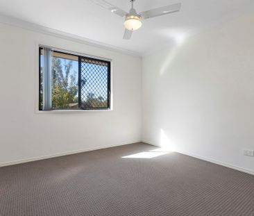 Air-Conditioned Townhouse in Prime Location - Photo 1