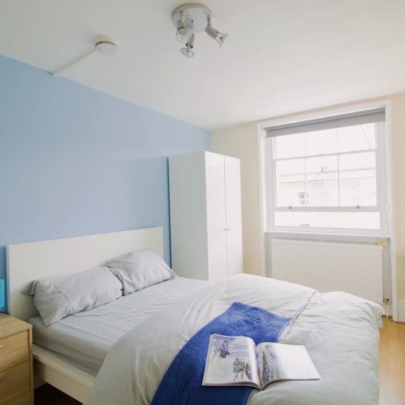 2 Bedroom 1 Bathroom - Photo 1