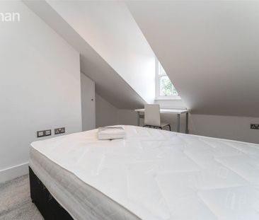 4 bedroom terraced house to rent - Photo 5