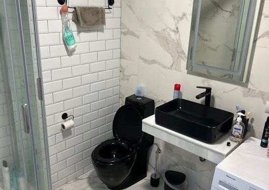 Avenida de Carlos Haya, Málaga, Andalusia 29010