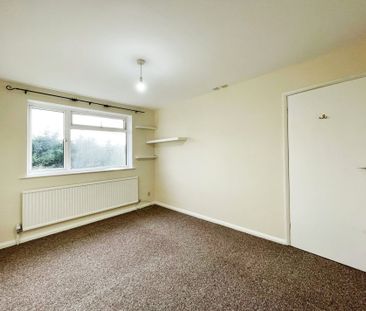 3 bed terraced house to rent in Jennery Lane, Slough, SL1 - Photo 6