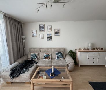 Wunderschöne 3 Zimmer Wohnung mit Garten und Terrasse, ruhige Innen... - Photo 2