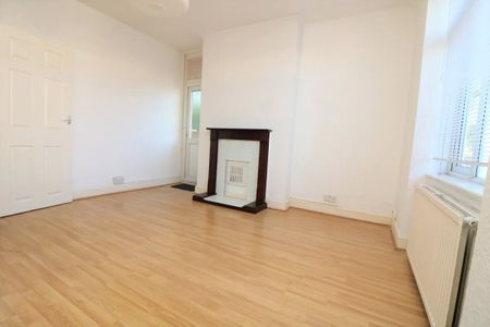 2 Bed Flat, Chatsworth Court, E5 - Photo 3