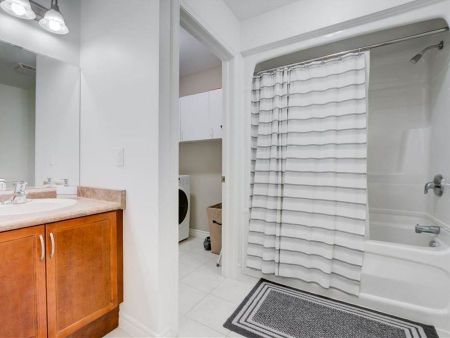 For Lease - 572 Thistlewood Drive Unit# 7, London North, Ontario - Photo 2