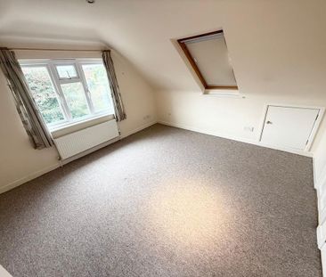 2 bedroom semi-detached bungalow to rent - Photo 4