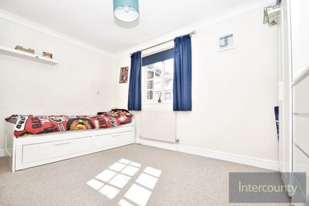 Corn Mill Court, CB11, Saffron Walden - Photo 4