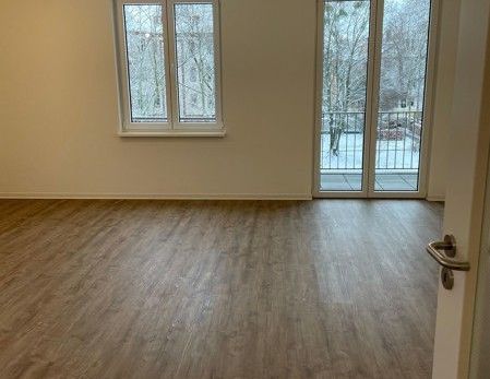 Große 3-Raumwohnung mit offener Küche und Balkon! - Photo 1