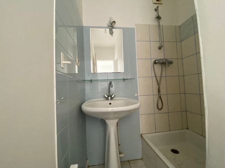 Location Appartement 1 pièce 31m² - Photo 4