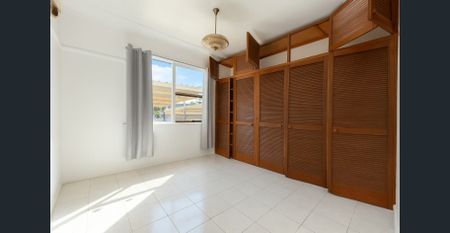 EXCELLENT CONDITION 3 BEDROOM HOUSE - MUST INSPECT!!! - Photo 3