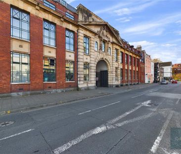 2 bedroom maisonette to rent - Photo 2