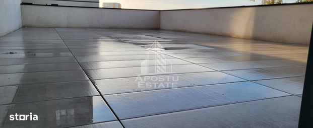 Apartament 2 camere, loc parcare subteran,terasa 78 mp, zona Soarelui - Fotografie 1