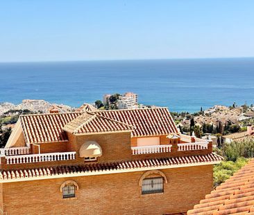 Alquiler de piso en Calle Pamela, 22 - Photo 2