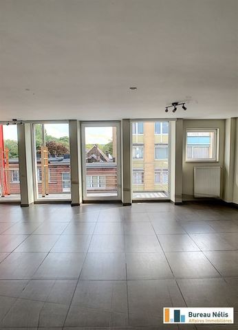 Appartement deux chambres à louer - Quartier des Vennes - Photo 3