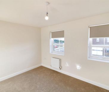 3 bedroom townhouse to rent - Photo 4