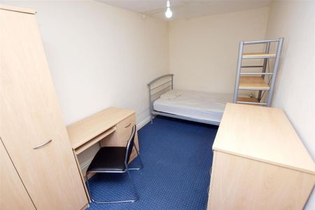 5 bedroom house to rent - Photo 4