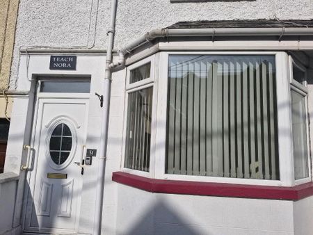 31 Summer Hill, Warrenpoint, Newry, BT34 3JB - Photo 2