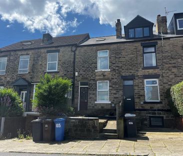 3 bedroom terraced house to rent - Photo 2