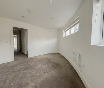 Martin Court, Hastings, TN34 1EF - Photo 3