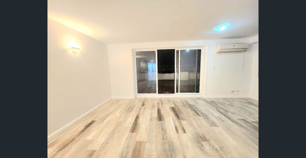 Fully Renovated Garden Apartment in Prime Chatswood - Photo 1