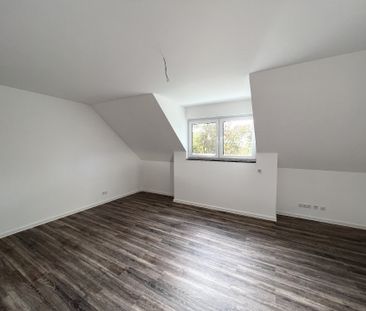 Siegburg-Kaldauen: Lichtdurchflutete Maisonette – Modernes Wohnen a... - Foto 2