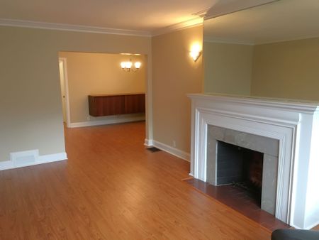 For Lease - 222 Joicey Boulevard Unit# Main, Toronto, Ontario - Photo 4