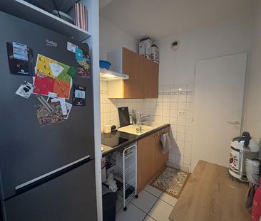 Location Appartement 2 pièces 38m² - Photo 3