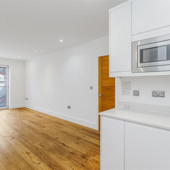 1 bedroom flat to rent - Photo 1