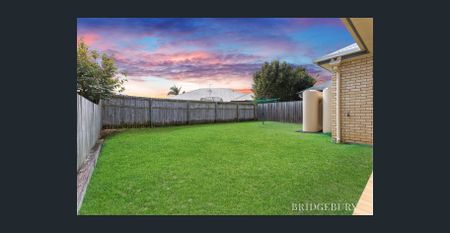 Comfortable Family Living in a Peaceful North Lakes Estate - Photo 5