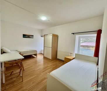 Arbeiterquartiere längerfristig - 1 Zimmer Apartment mit 1 Bett mit... - Photo 2