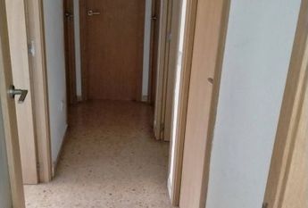 valencia, Valencian Community 46980