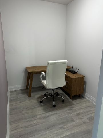 For Lease - 7900 Bathurst Street Unit# 717, Vaughan, Ontario - Photo 4