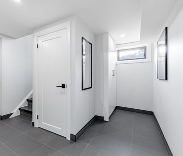 For Lease - 16 Boem Avenue, Toronto, Ontario - Photo 2
