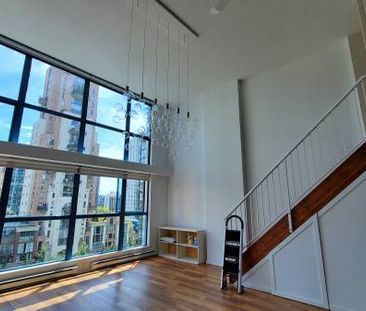 Huge Yaletown Loft with Huge Views - Photo 1