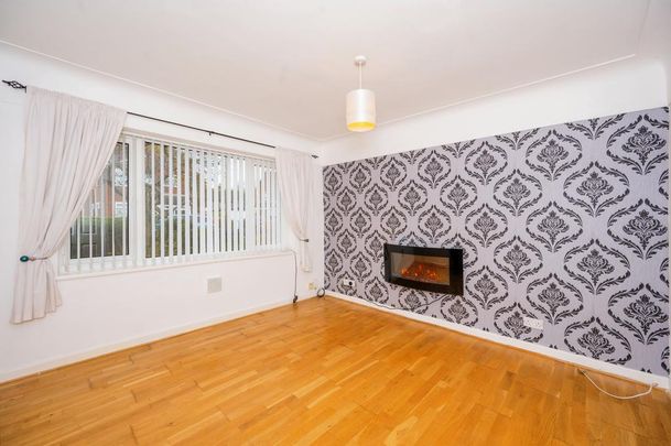 3 bedroom semi-detached house to rent - Photo 1