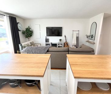 For Lease - 87 Locheed Drive Unit# Upper, Hamilton, Ontario - Photo 1